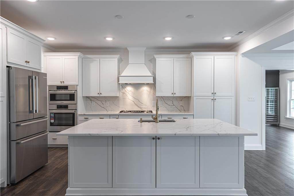 1615 Reed Marsh Place - Photo 1