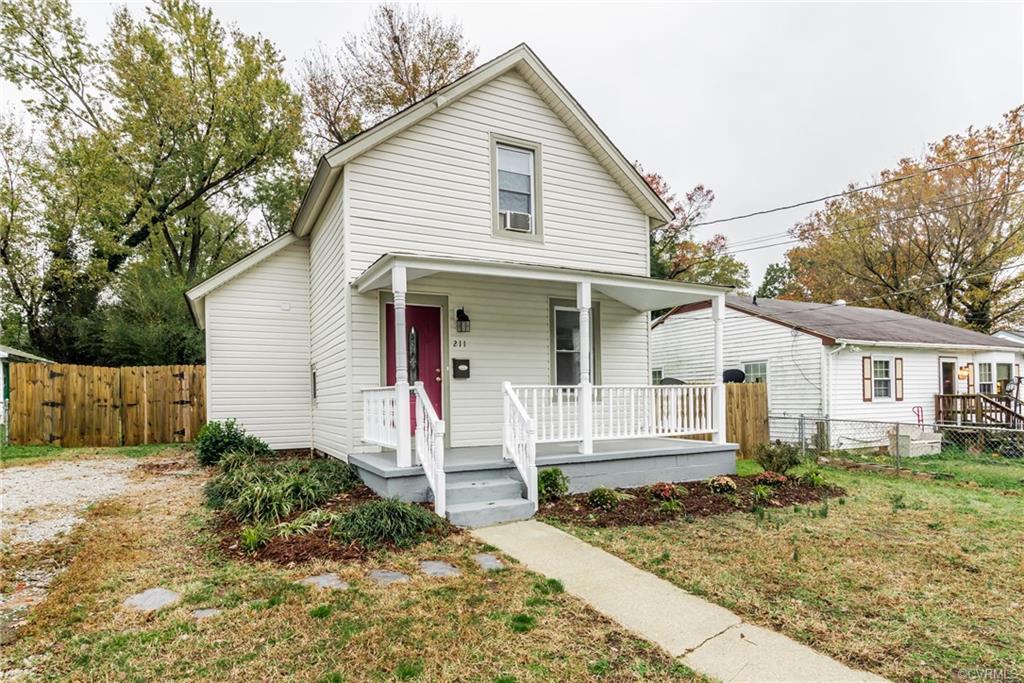 211 Ivy Avenue - Photo 1