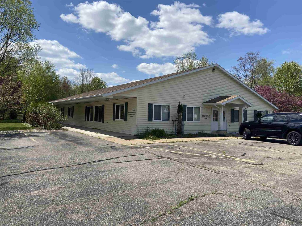 1204 Weston Avenue - Photo 1