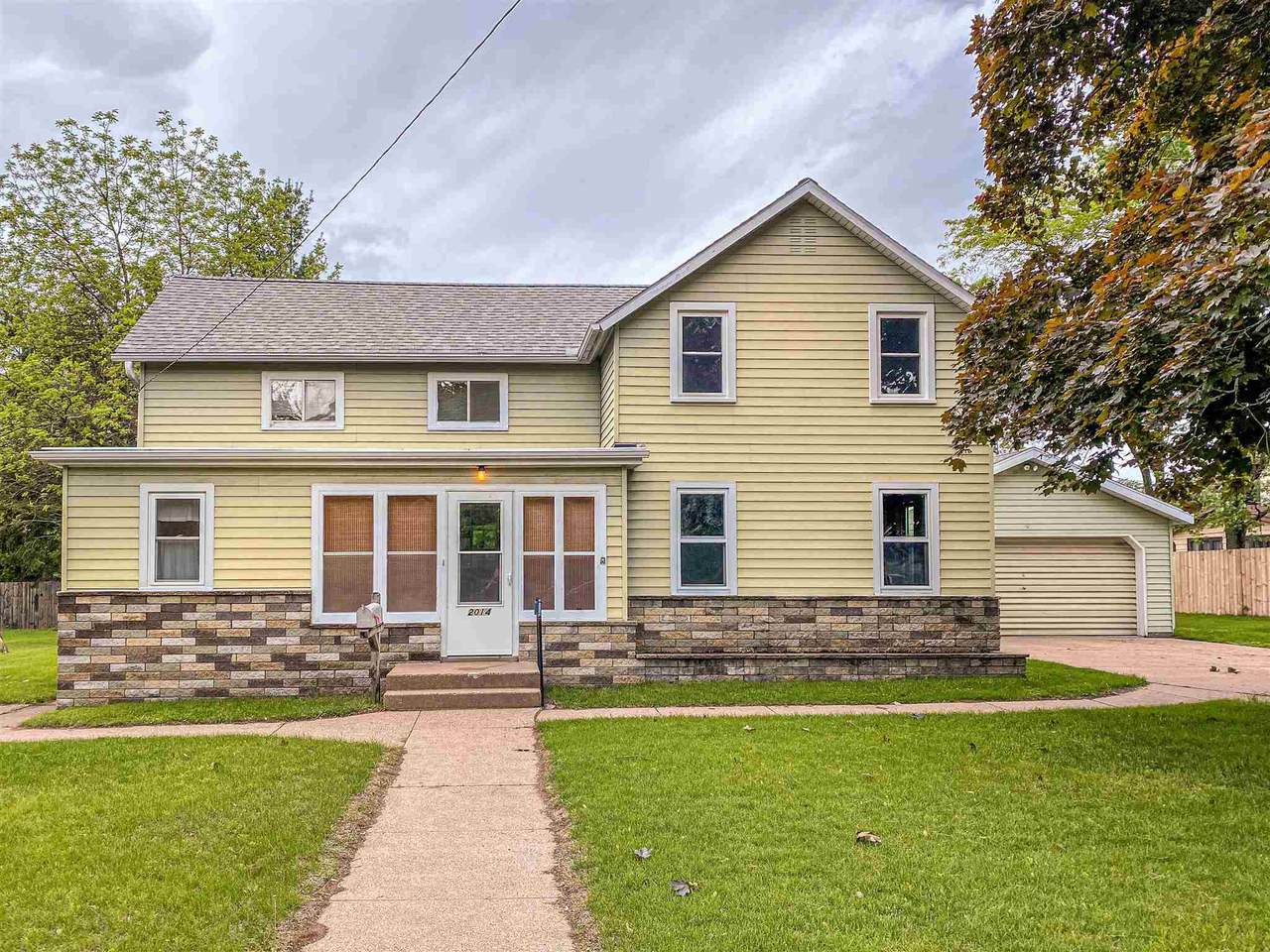 2014 Welsby Avenue - Photo 1