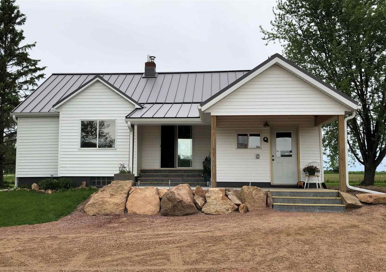 241265 County Road Q - Photo 1