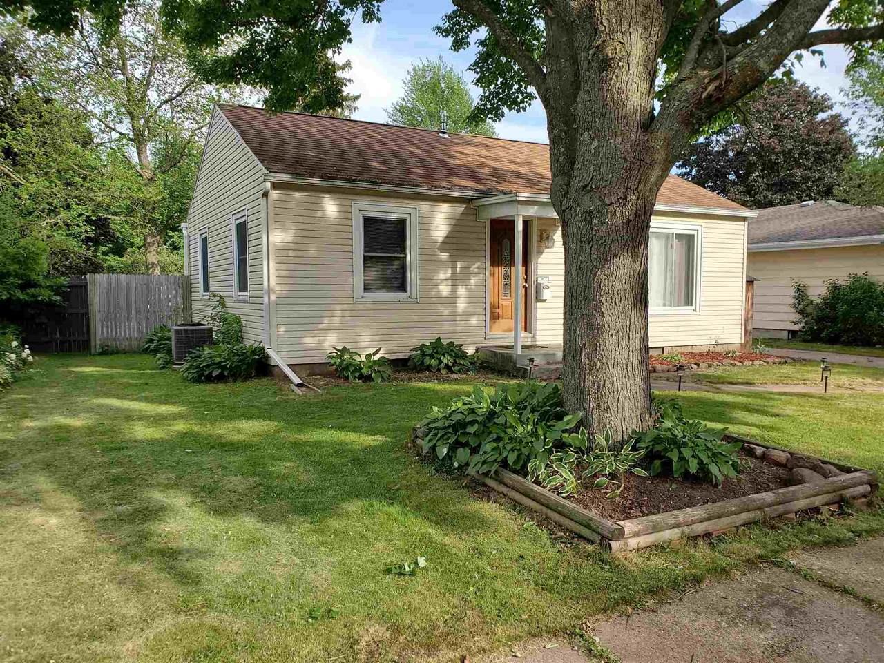 1750 Smith Street - Photo 1