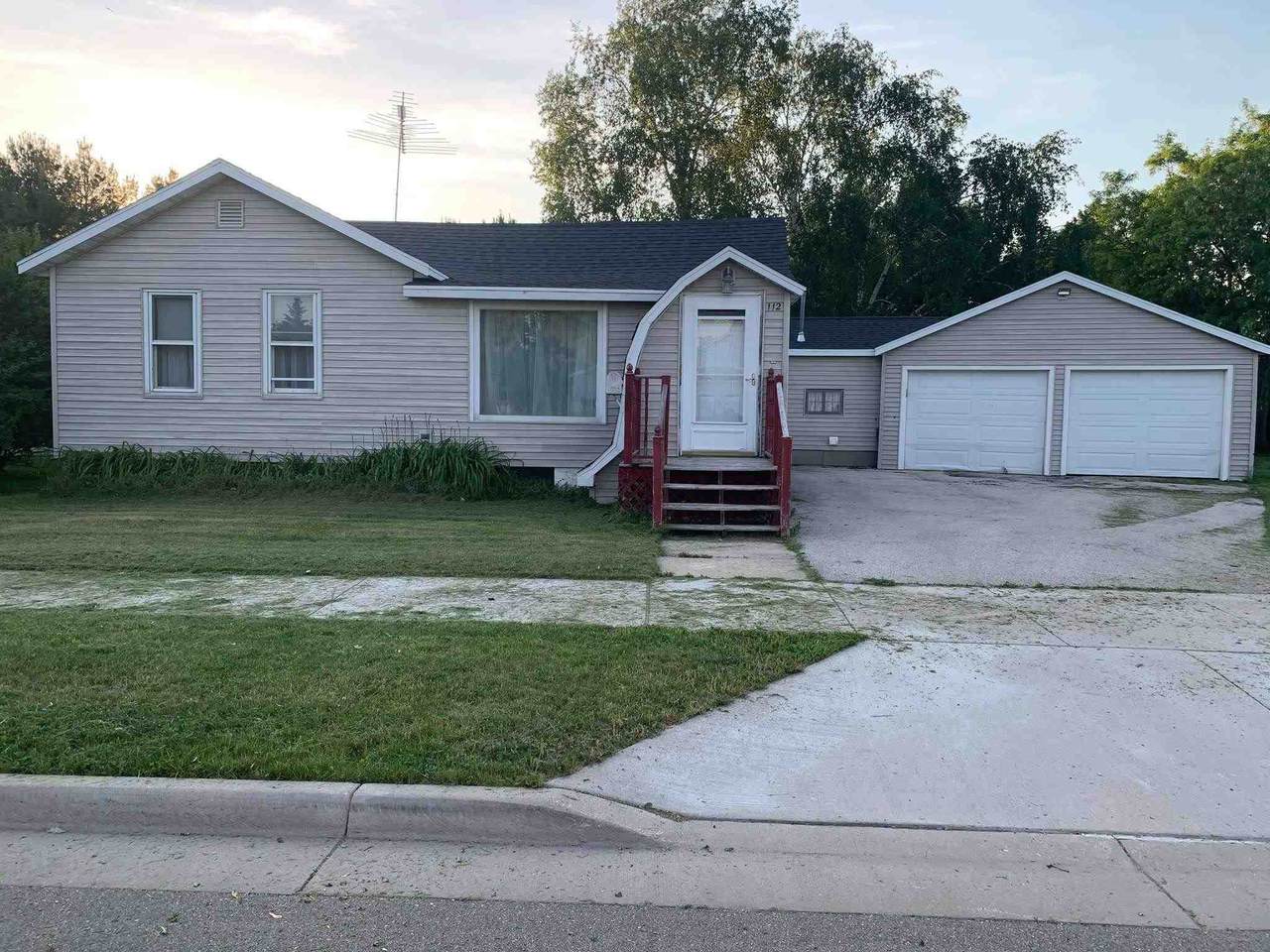 112 Mcdonald Street - Photo 1