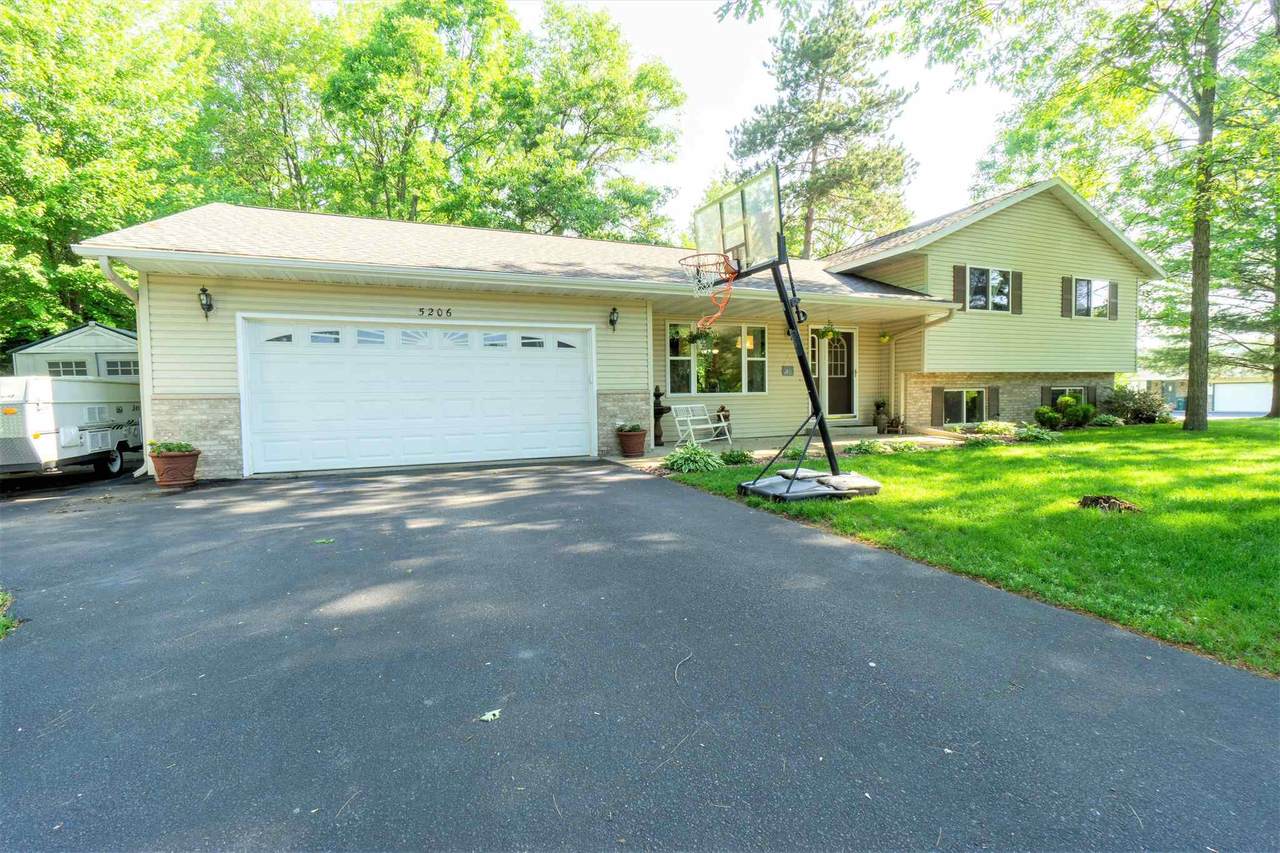 5206 Riverfront Place - Photo 1