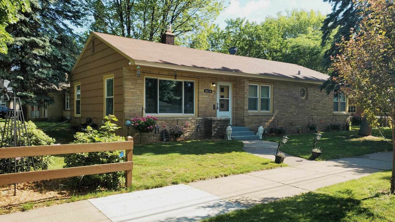810 Sherman Street - Photo 1