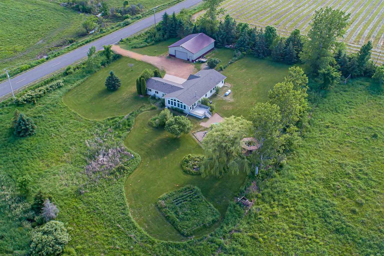 1092 County Road Dd - Photo 1
