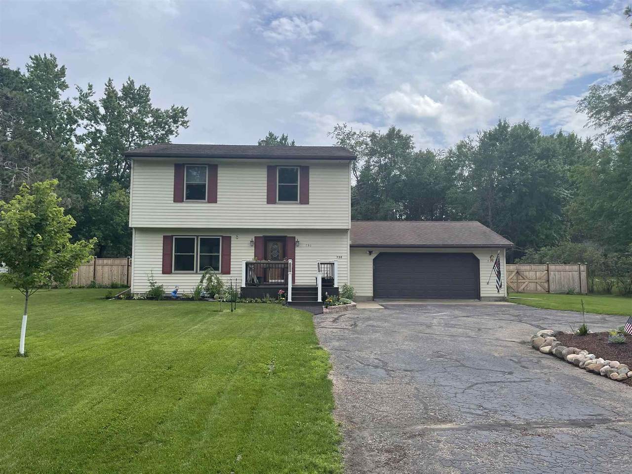 730 Coventry Drive - Photo 1