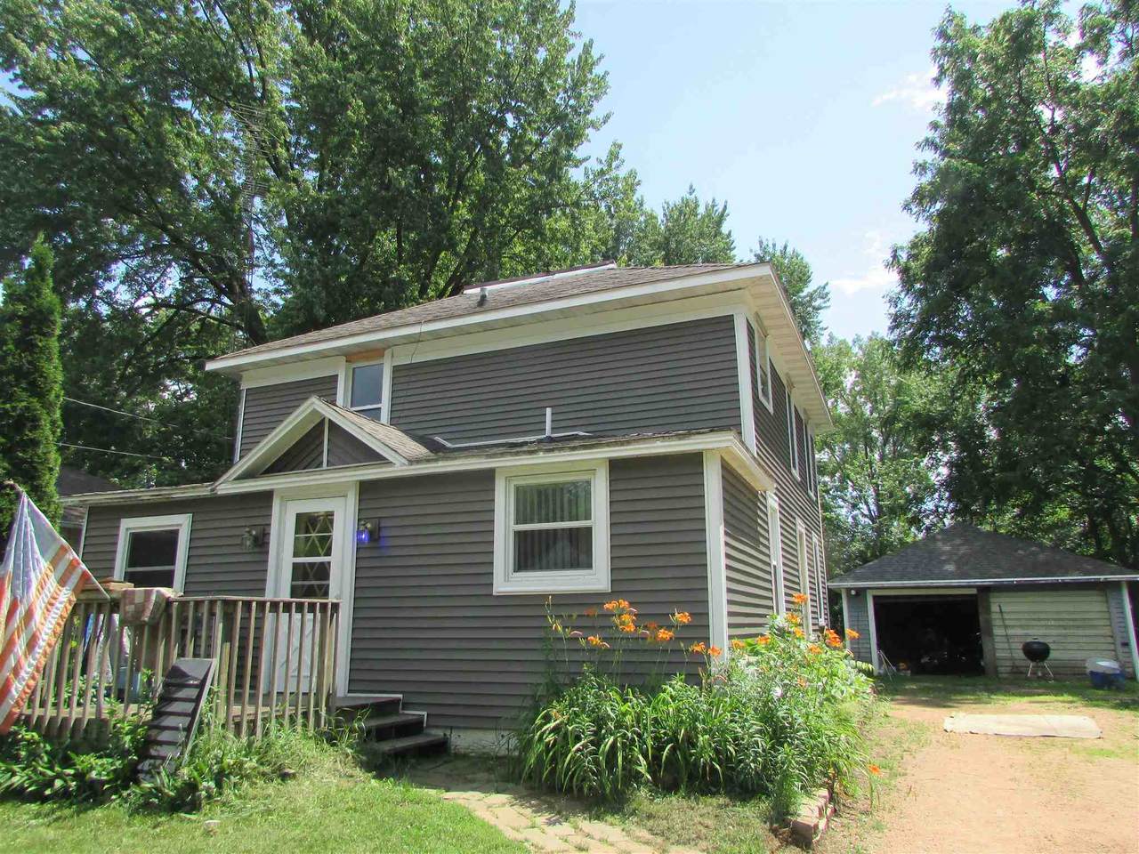 139 Crestview Lane - Photo 1