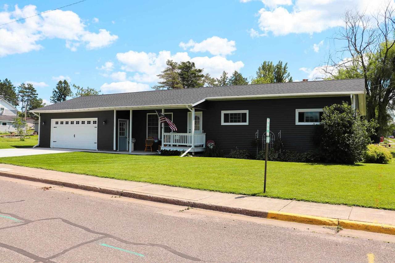 1123 North Street - Photo 1