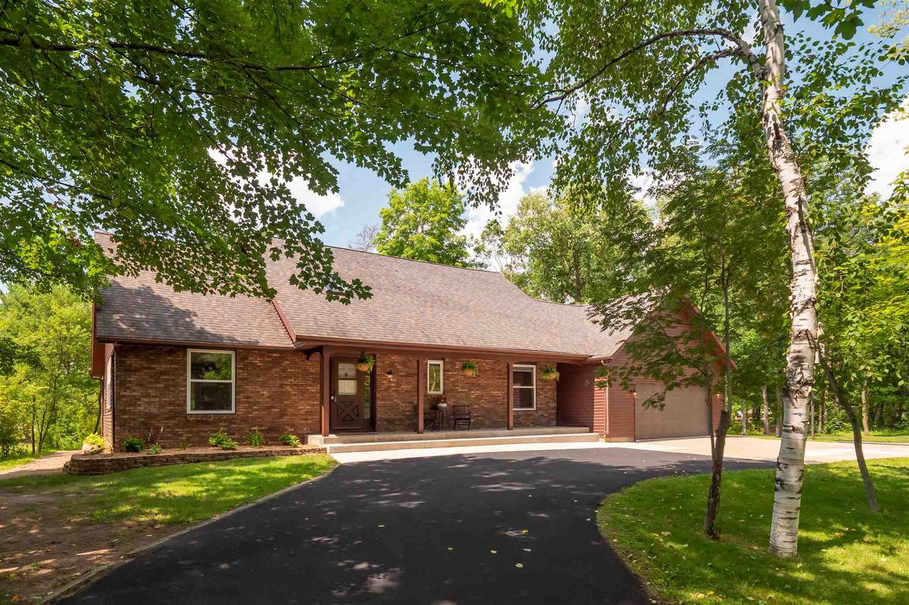 712 Maple Bluff Court - Photo 1