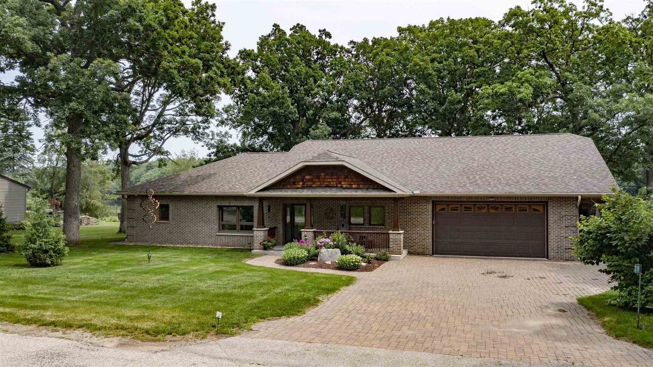 2100 Yahara Drive - Photo 1