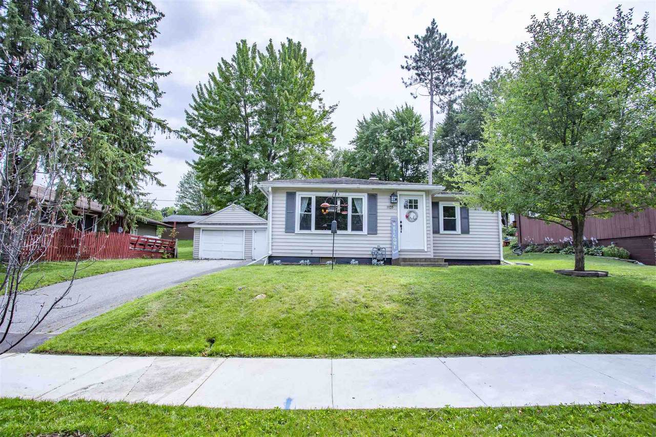 1105 Cedar Street - Photo 1