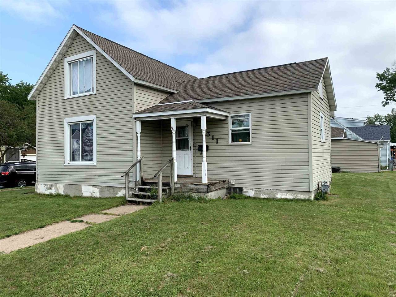 1511 Baker Street - Photo 1