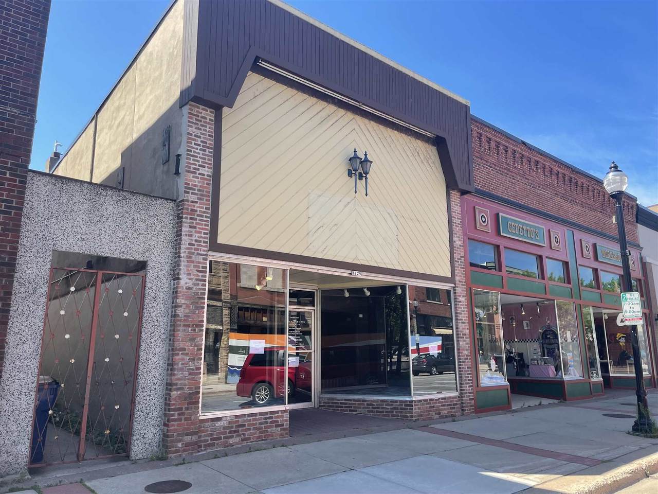 1129 Main Street - Photo 1