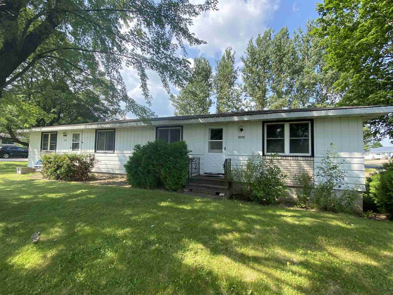 1711 & 1713 Upham Street - Photo 1