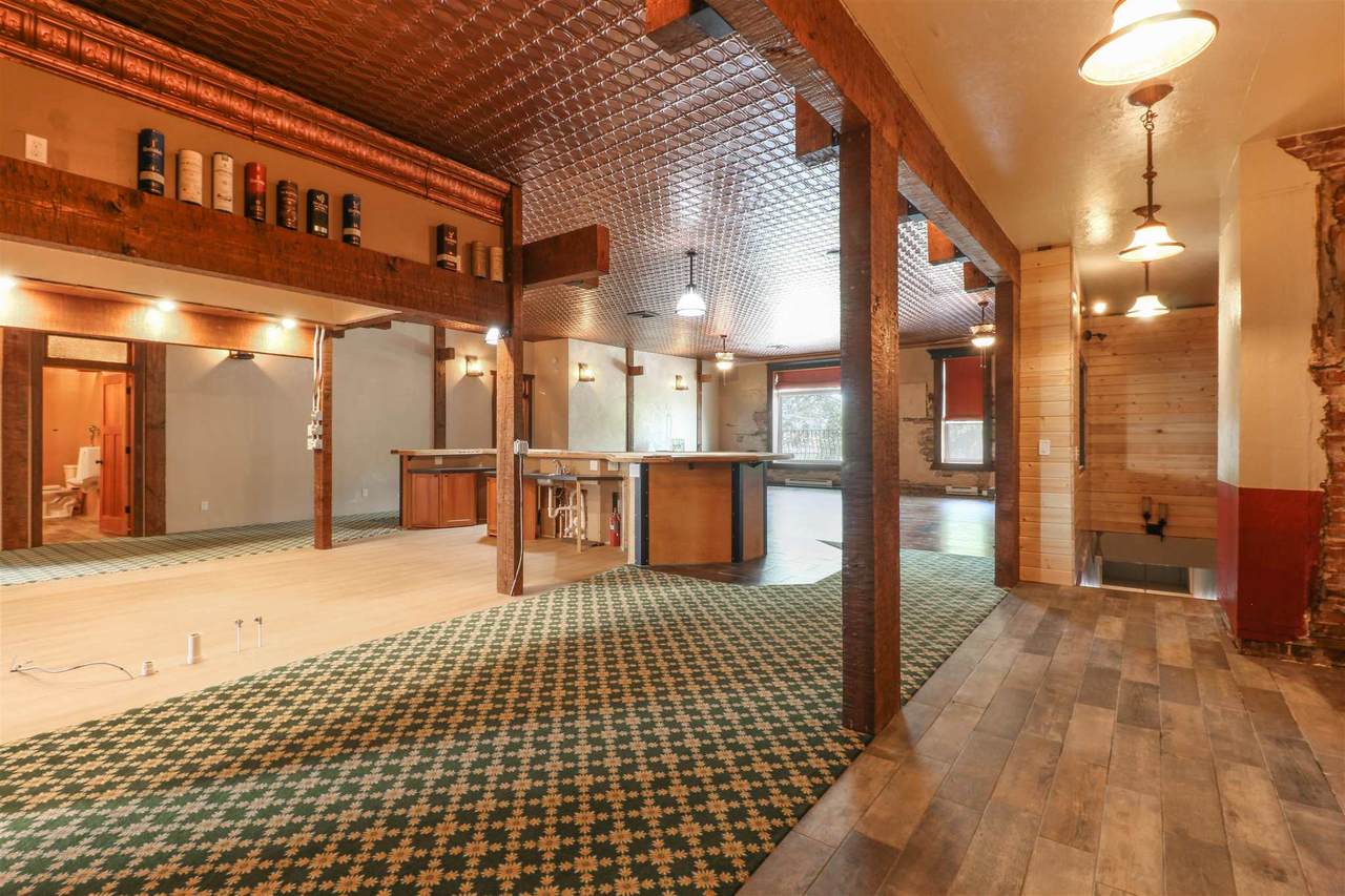 160 1ST STREET NORTH - Photo 1