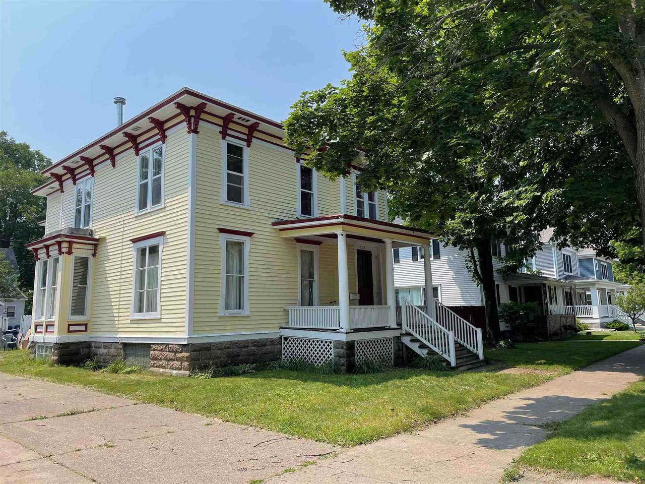 709 Fulton Street - Photo 1