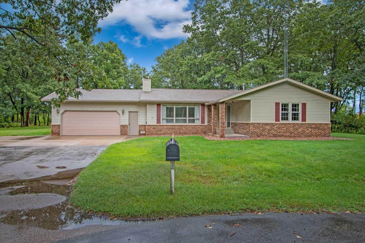 5368 Lily Court - Photo 1