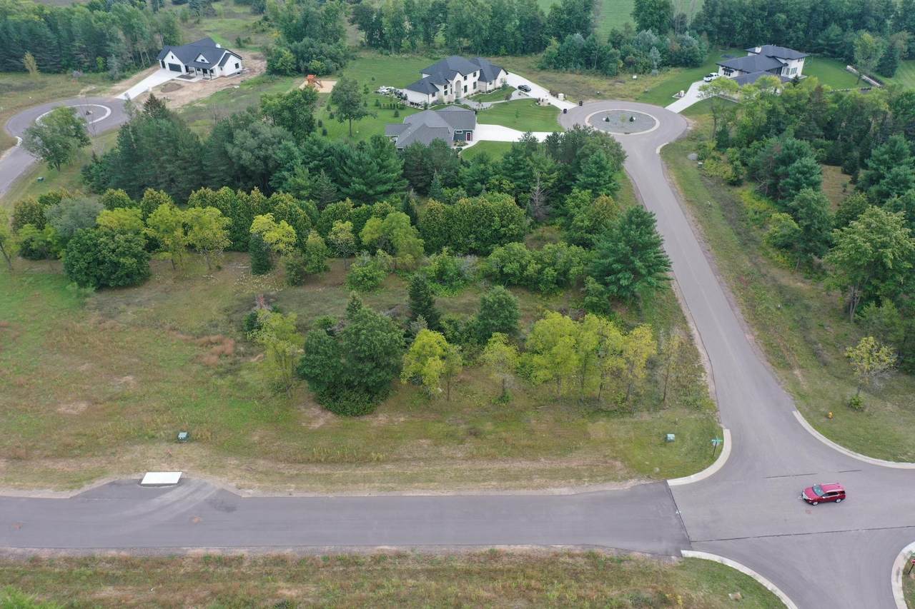 550 Copperleaf Court - Photo 1