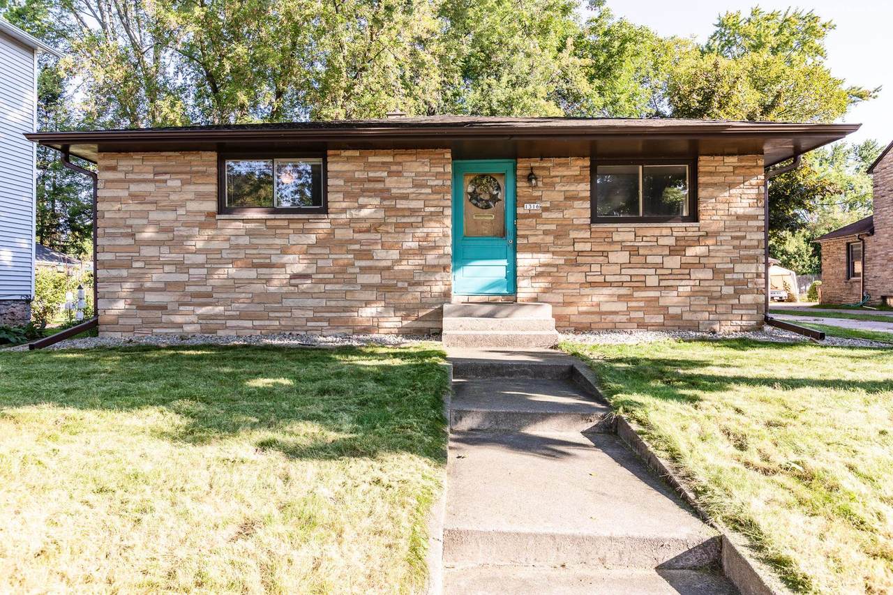 1316 Fourth Avenue - Photo 1