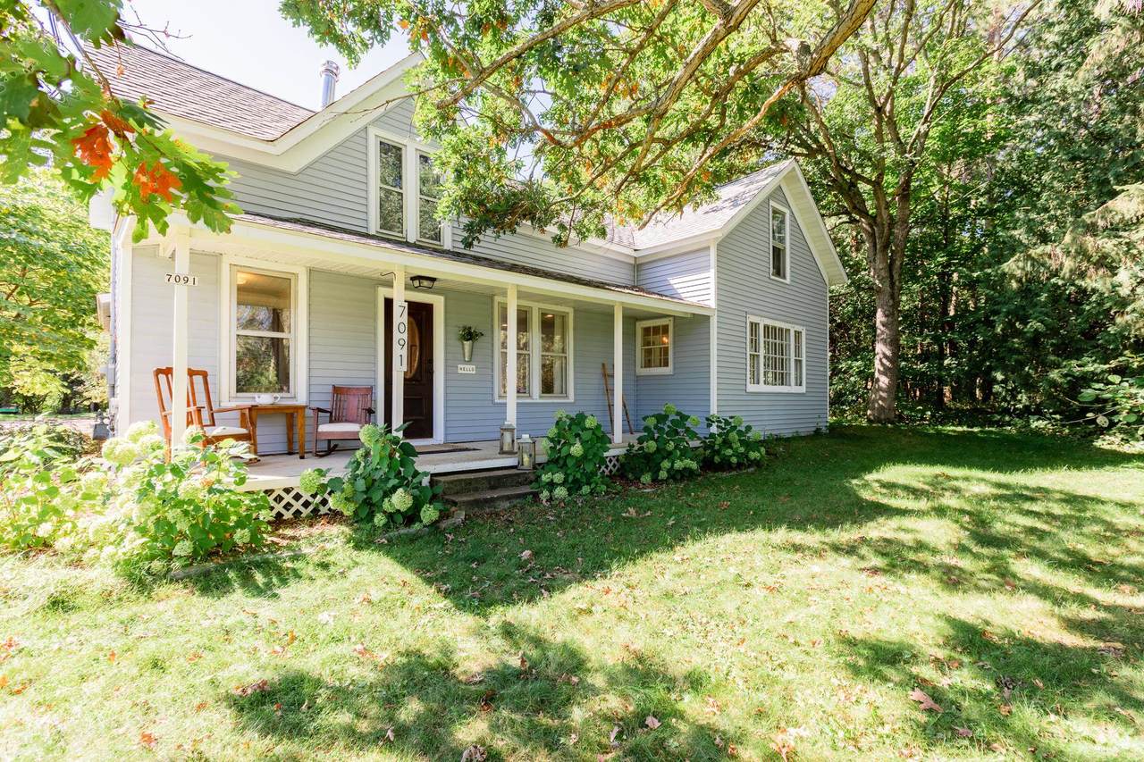 7091 Esker Road - Photo 1