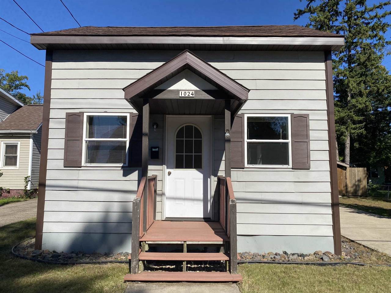 1024 Park Street - Photo 1