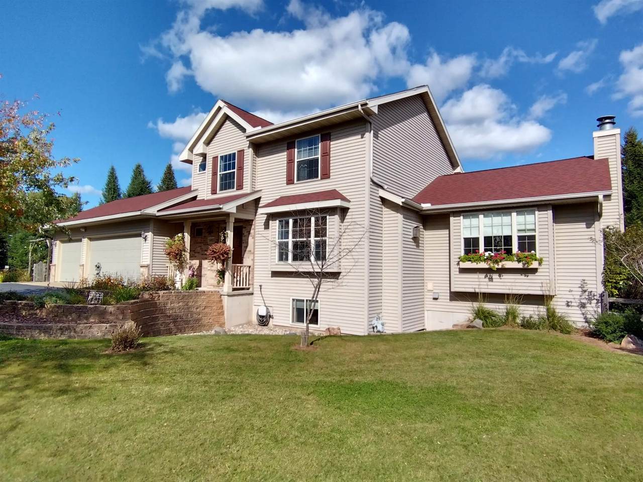 5003 River Bend Road - Photo 1