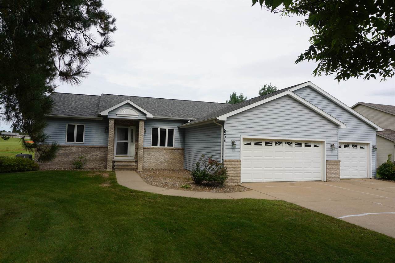 5208 Beckman Drive - Photo 1
