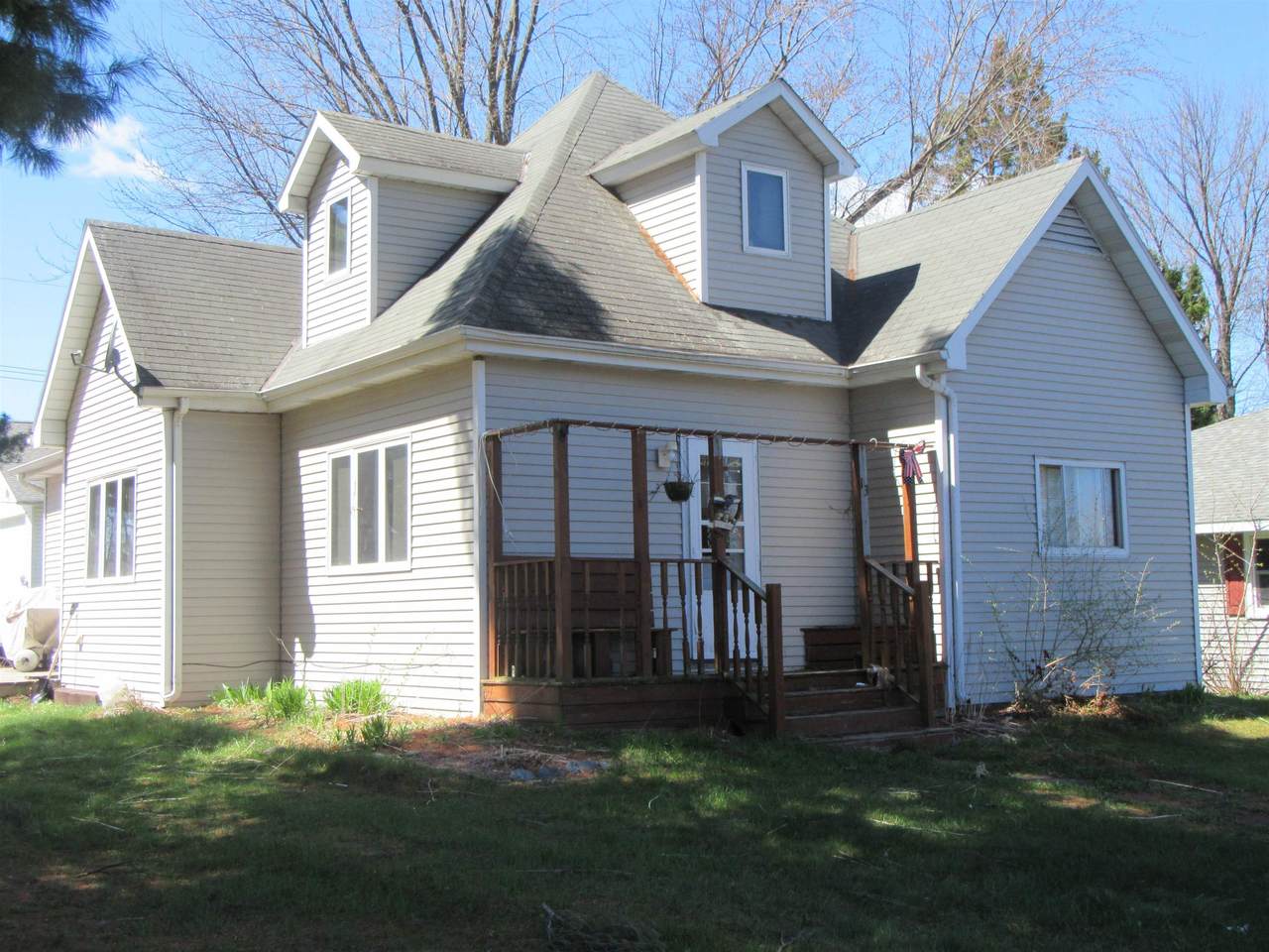 113 West Street - Photo 1
