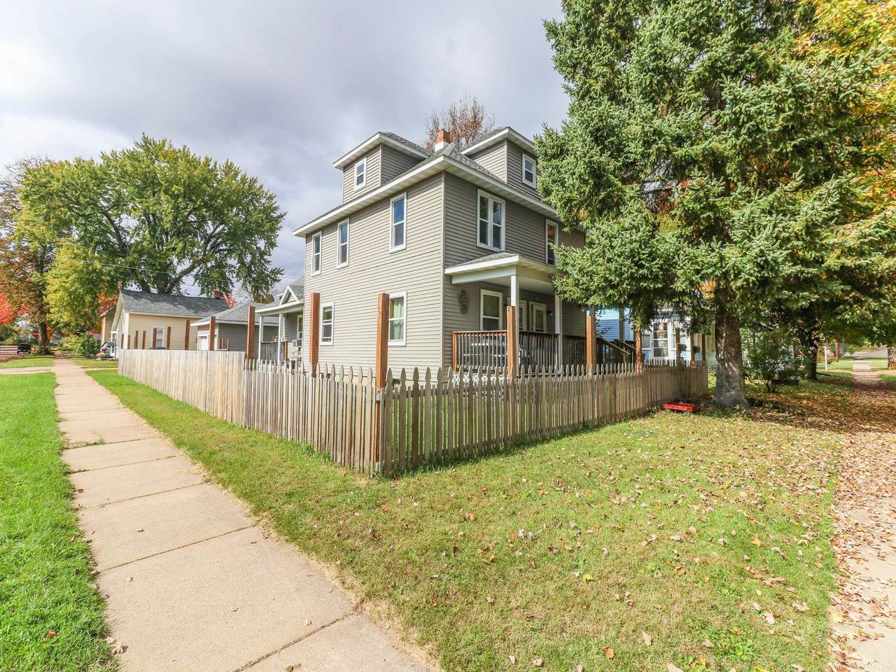 300 State Street - Photo 1