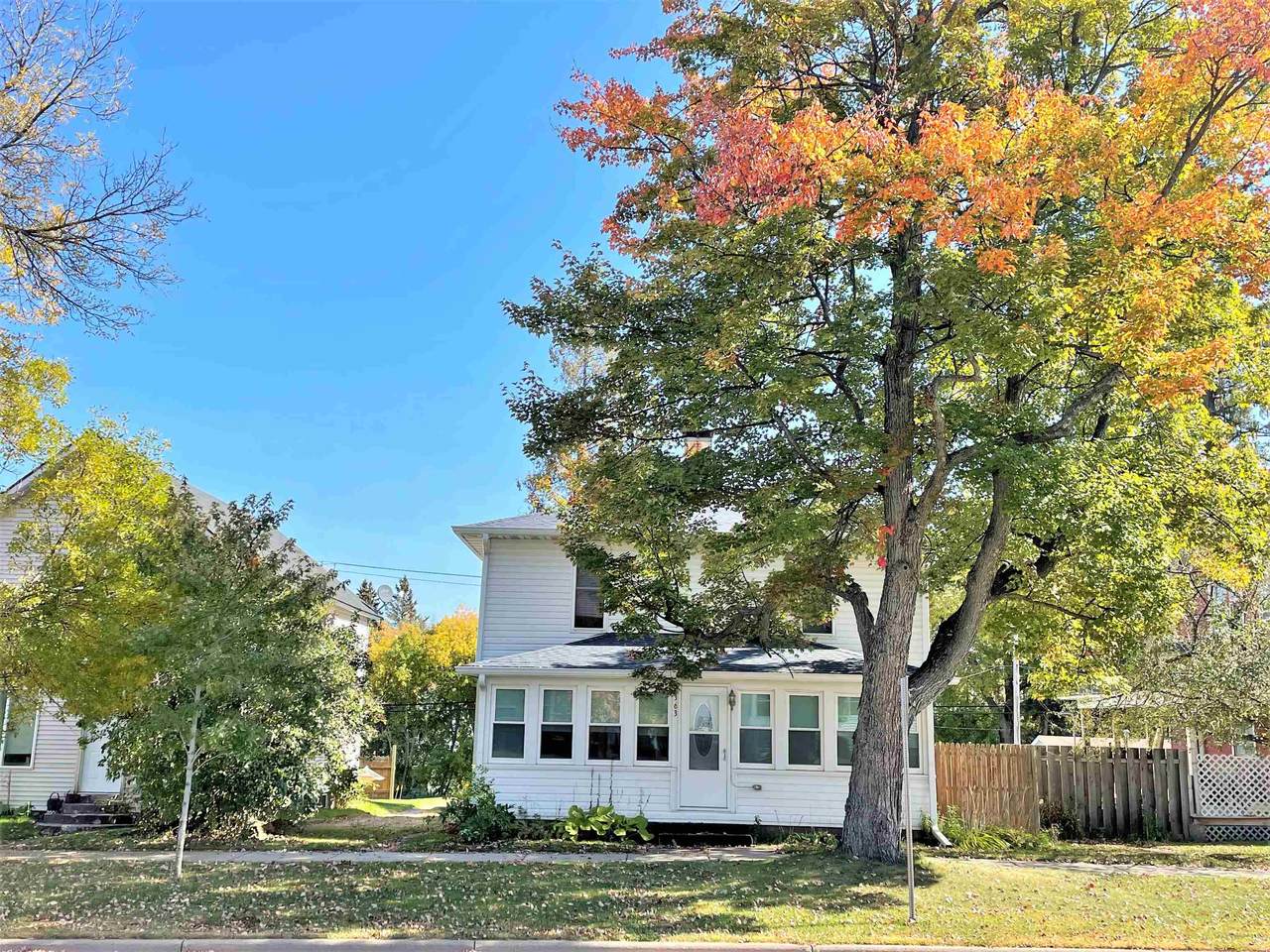 363 Fourth Avenue South - Photo 1