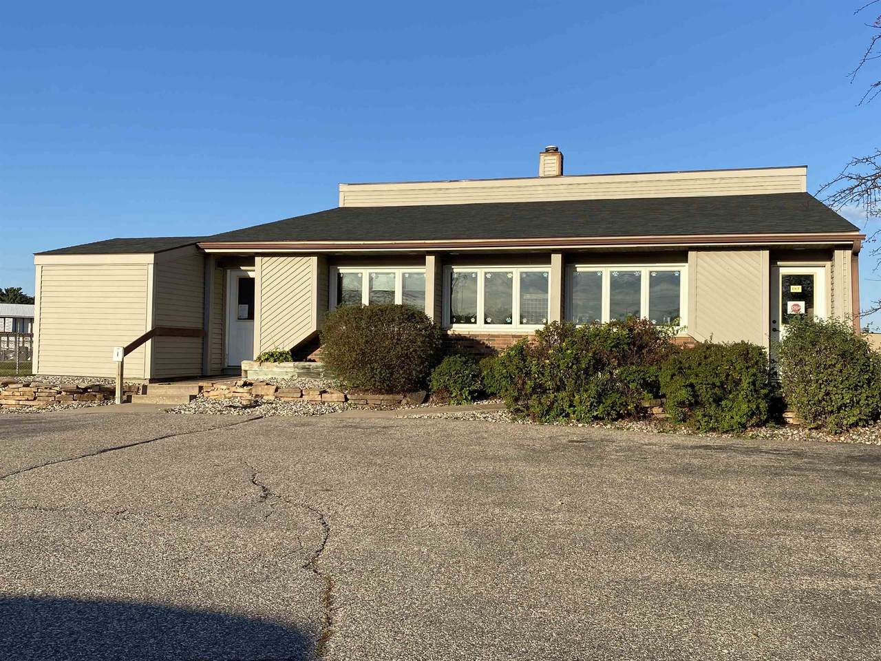 1305 Wildwood Drive - Photo 1