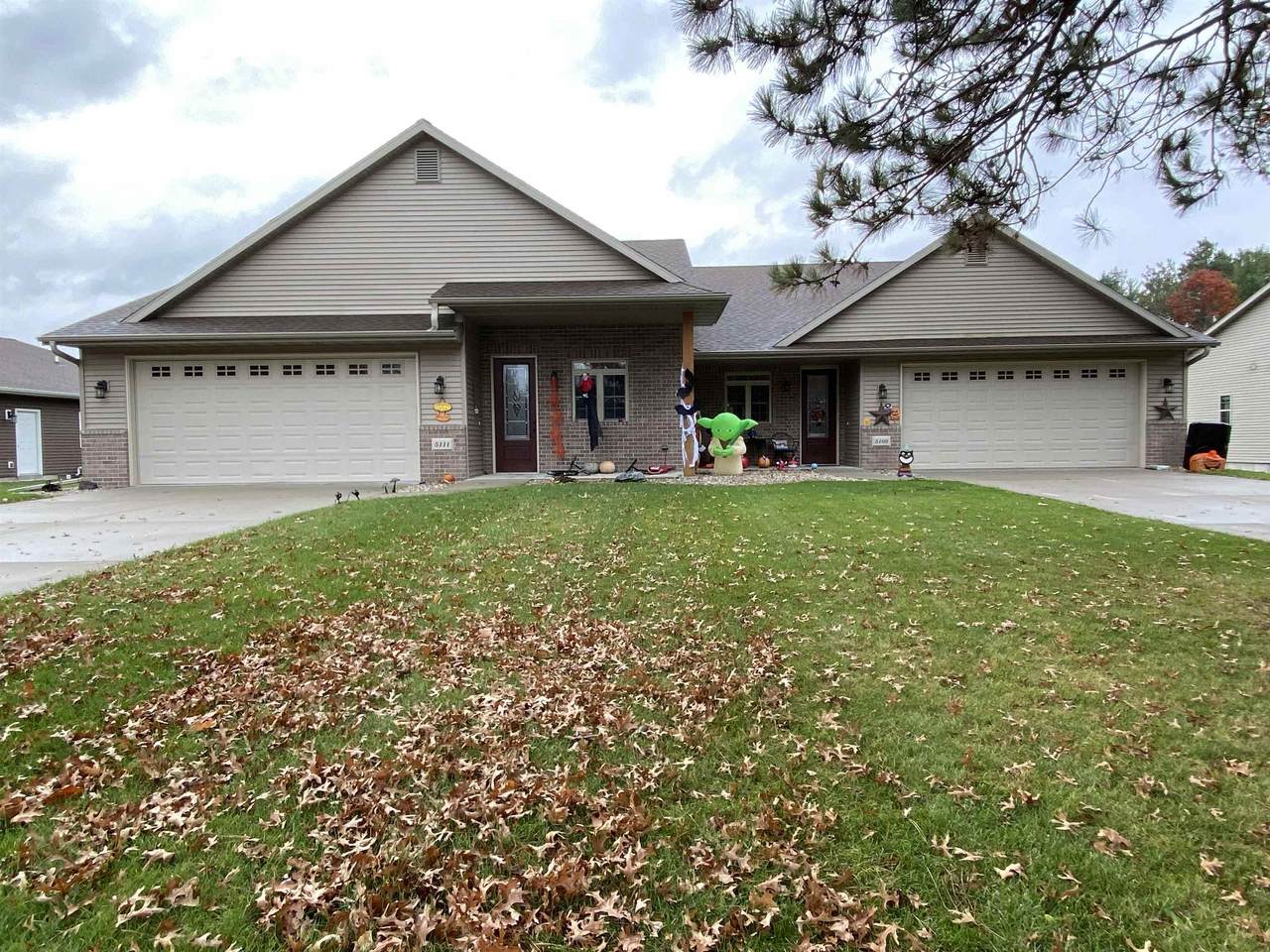 5109-5111 Carols Lane - Photo 1