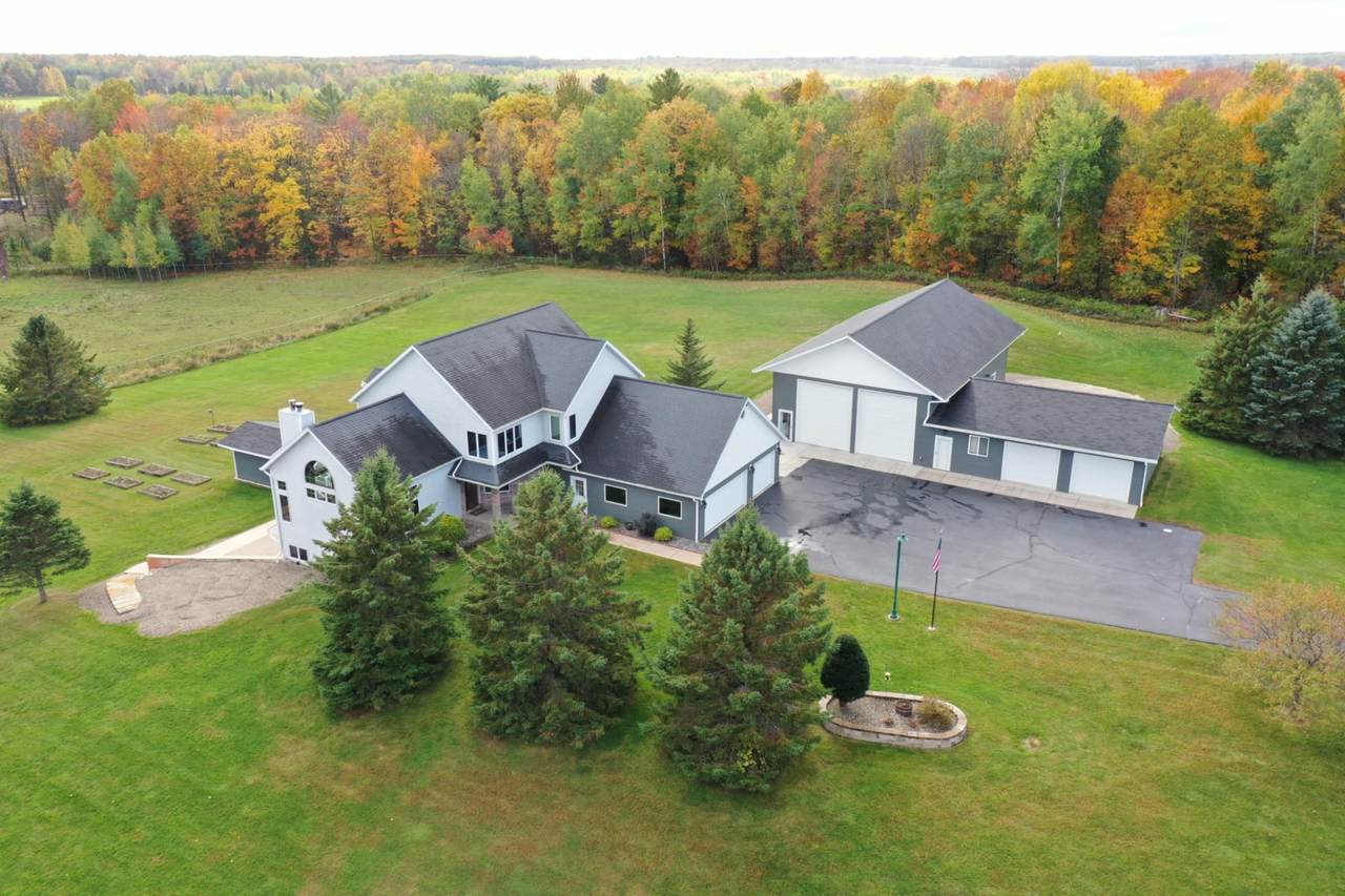 W5707 Jolly Avenue - Photo 1
