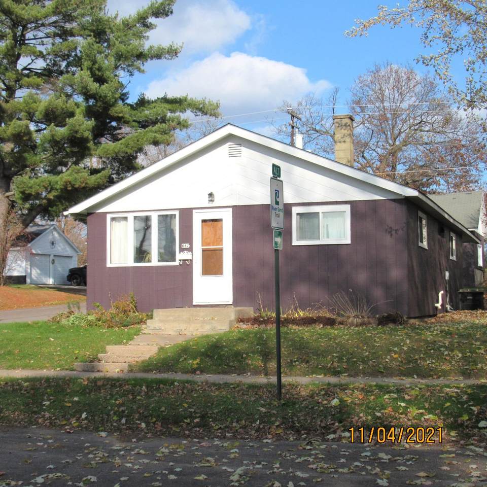 617 Wisconsin Street - Photo 1