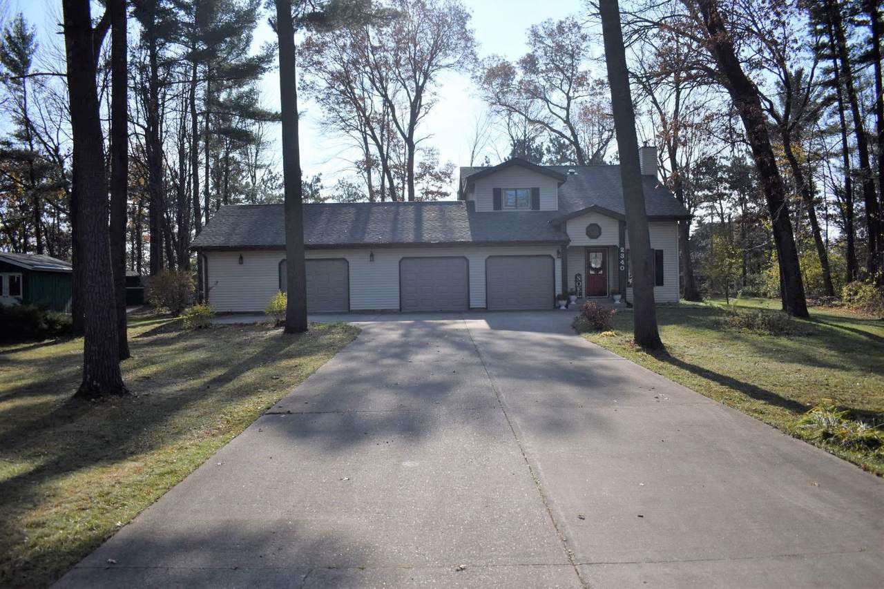 2340 Maplewood Drive - Photo 1