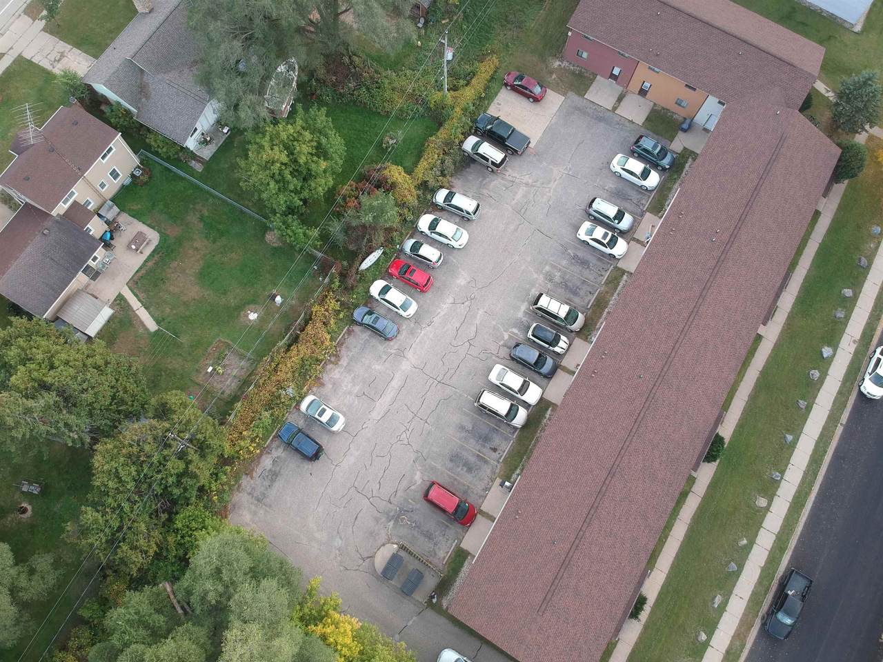 2625 4TH AVENUE - Photo 1