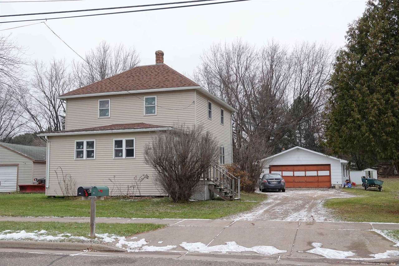662 2ND STREET - Photo 1