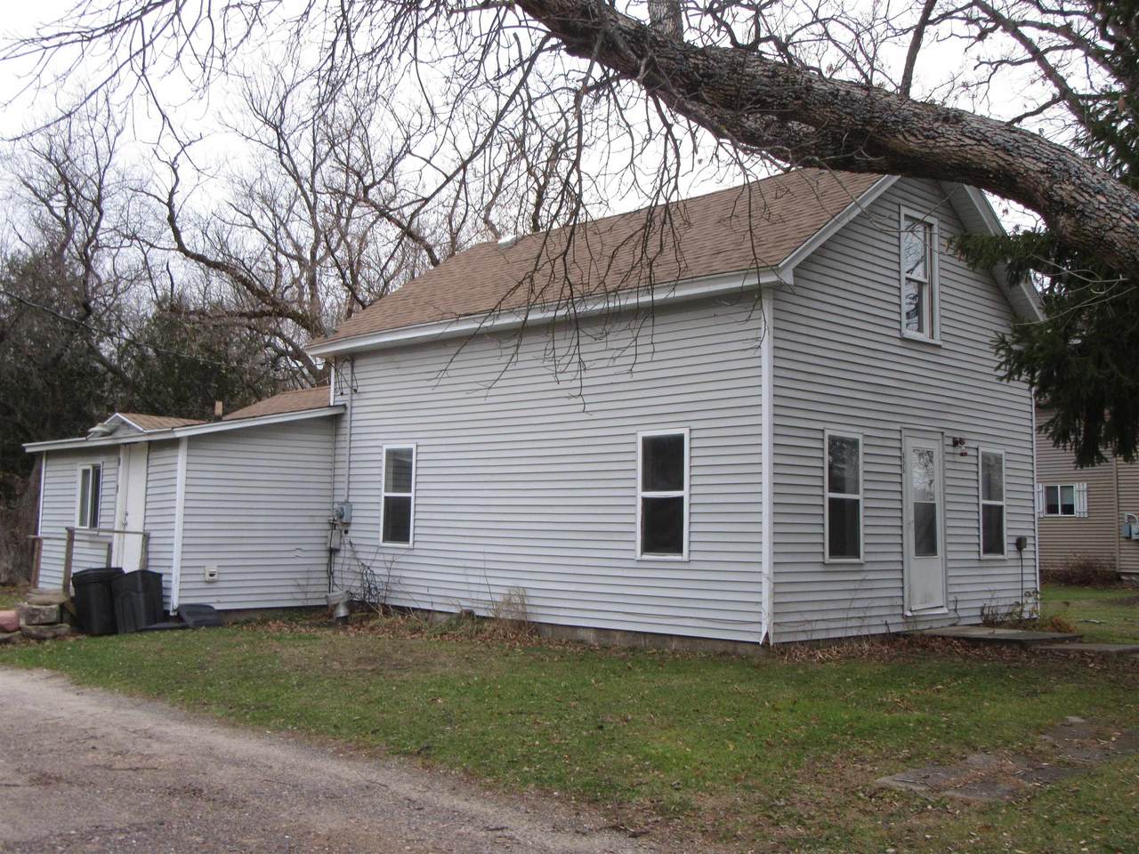 406 Hayden Road - Photo 1