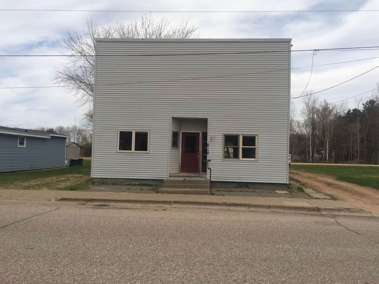 220 Clark Street - Photo 1