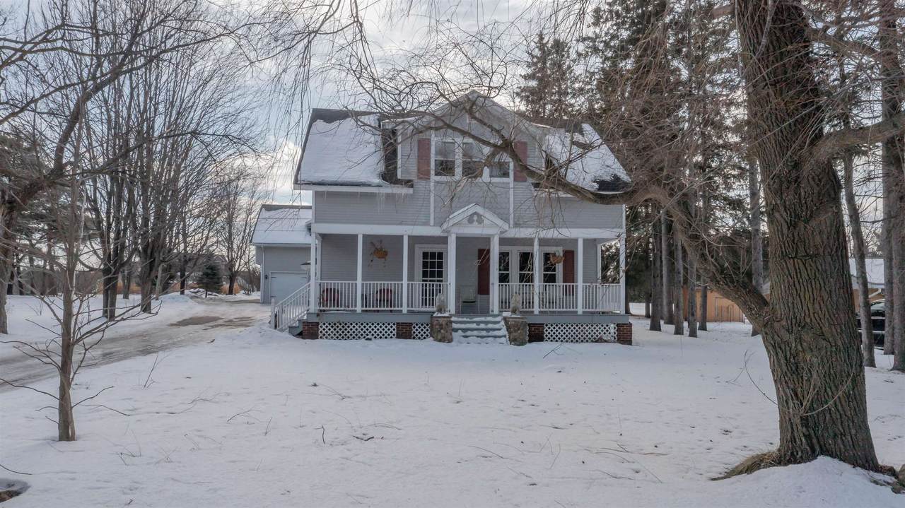 1611 Wausau Avenue - Photo 1