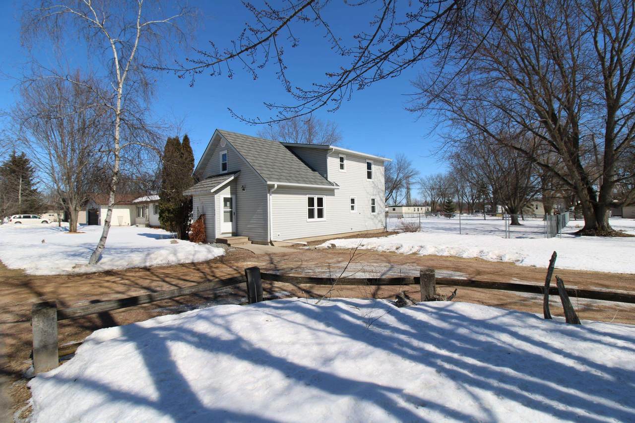 210 Haslow Street - Photo 1