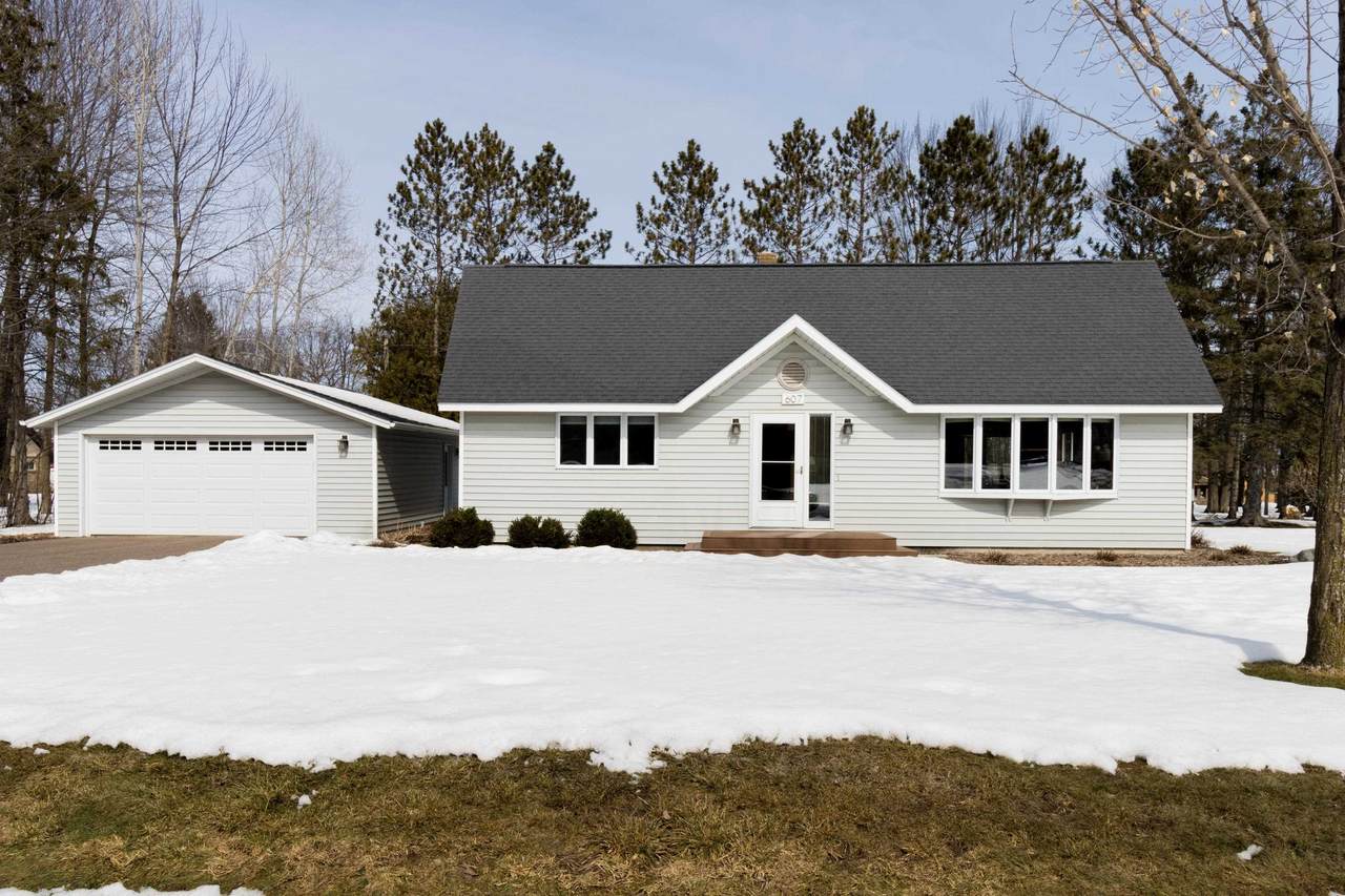 607 College Street - Photo 1