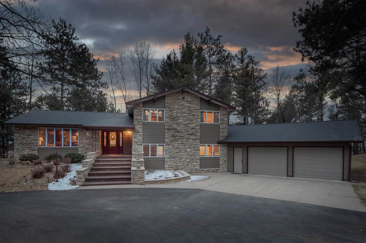 7028 Hilltop Lane - Photo 1