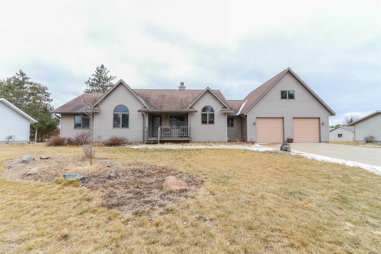 820 Brown Trout Court - Photo 1