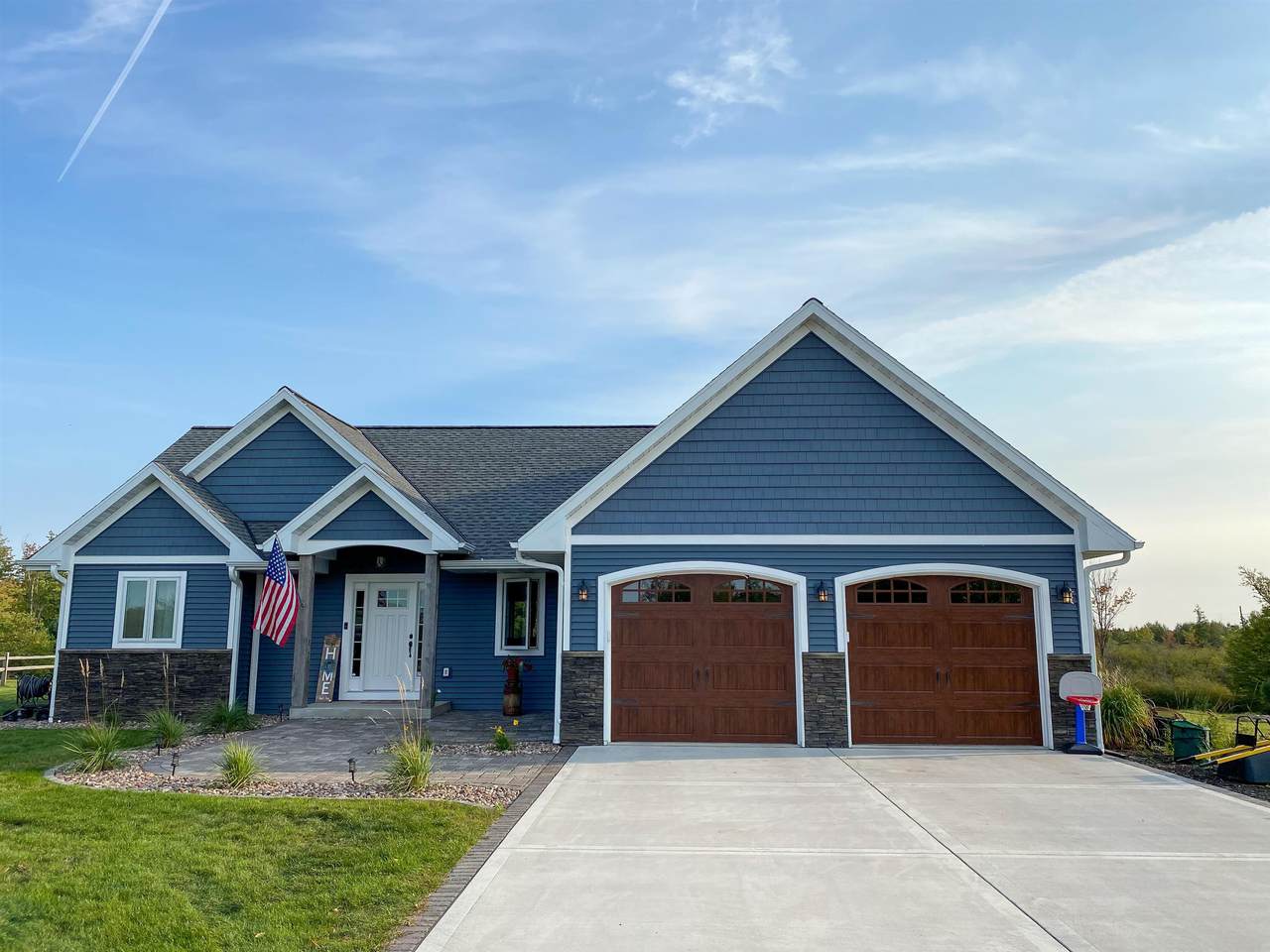 W5425 Hillside Drive - Photo 1