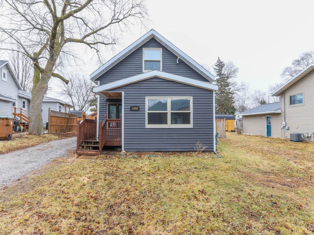 1409 West Pearl Street - Photo 1