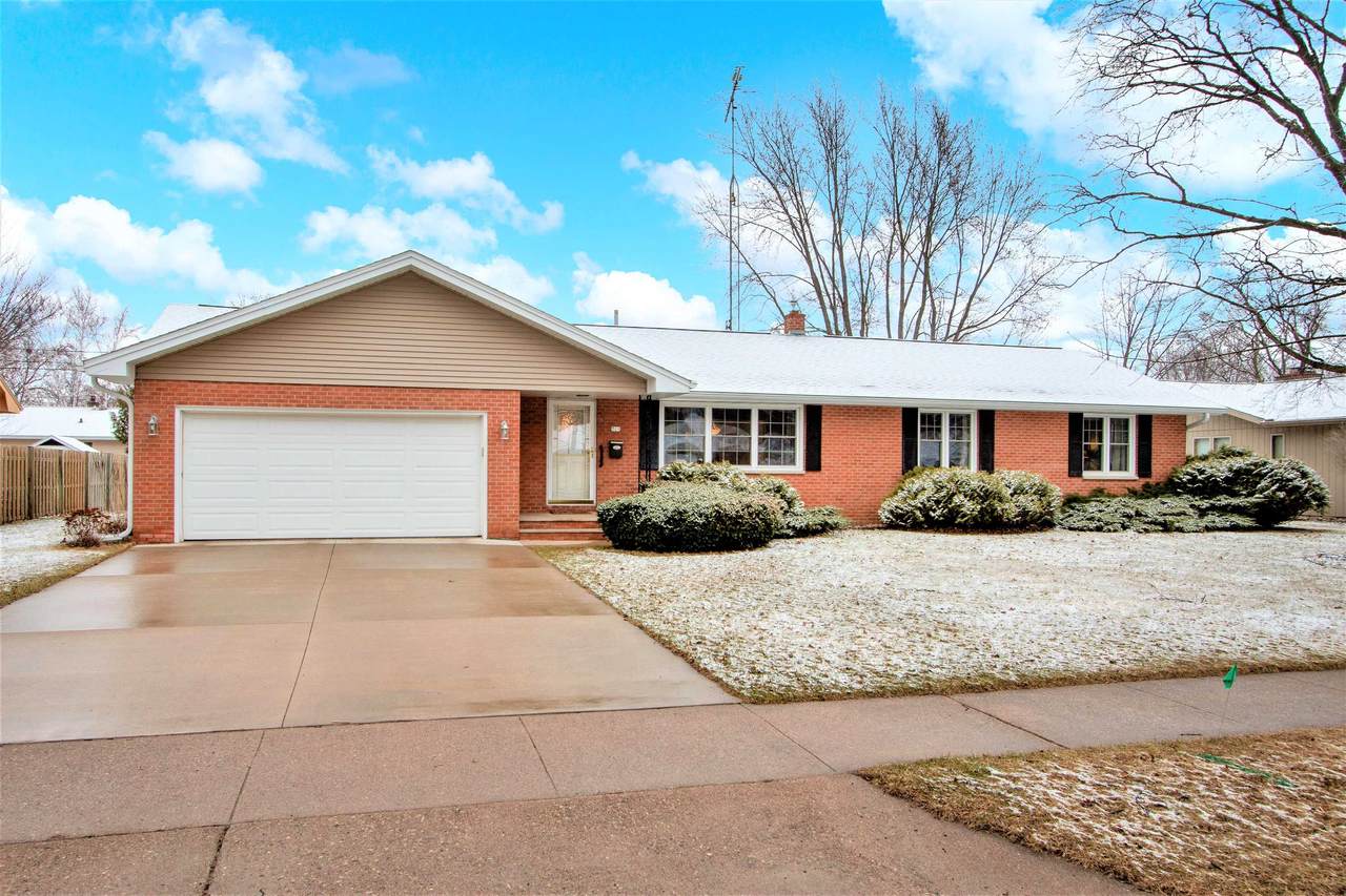 709 Indiana Avenue - Photo 1
