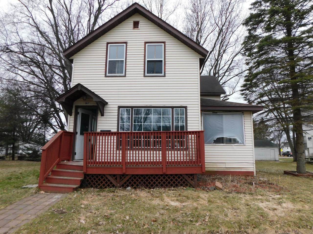 107 Fourth Street - Photo 1