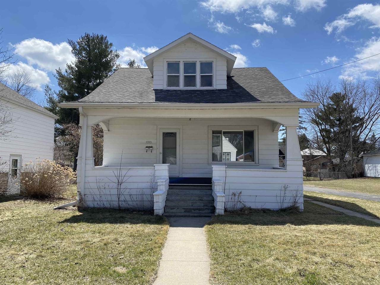 1253 Franklin Street - Photo 1